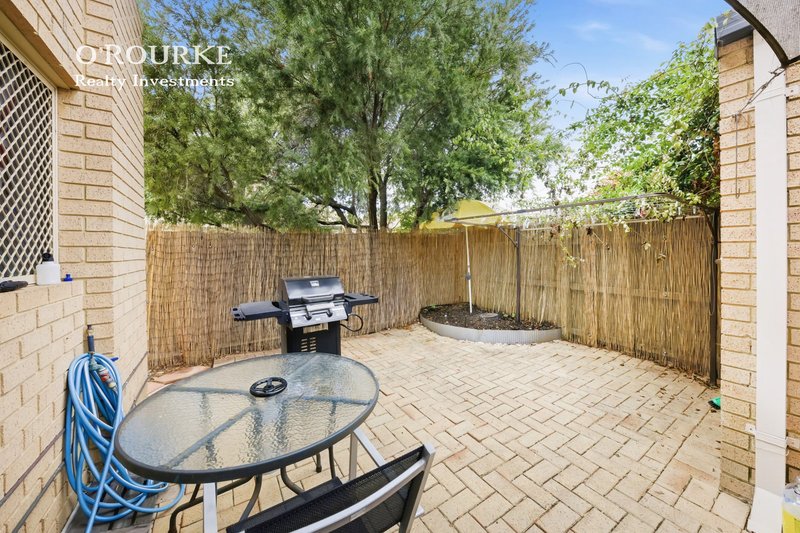 Photo - 15/17 Cayley Street, Glendalough WA 6016 - Image 7