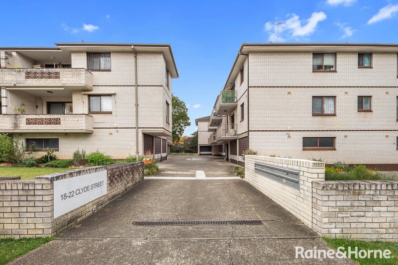Photo - 15/18-22 Clyde Street, Croydon Park NSW 2133 - Image 1