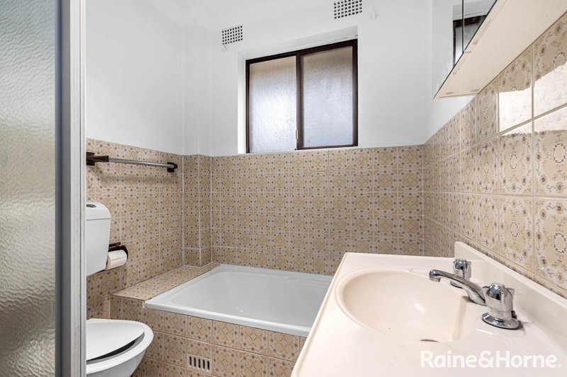 Photo - 15/18-22 Clyde Street, Croydon Park NSW 2133 - Image 8