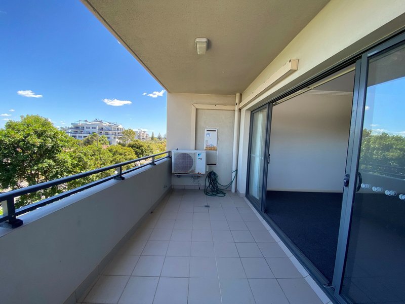 Photo - 15/18-24 Torrens Avenue, The Entrance NSW 2261 - Image 4
