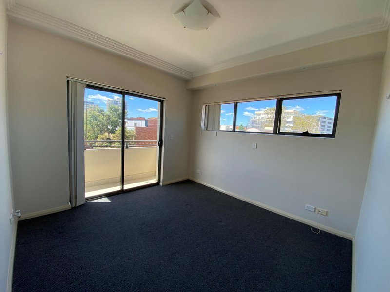 Photo - 15/18-24 Torrens Avenue, The Entrance NSW 2261 - Image 5