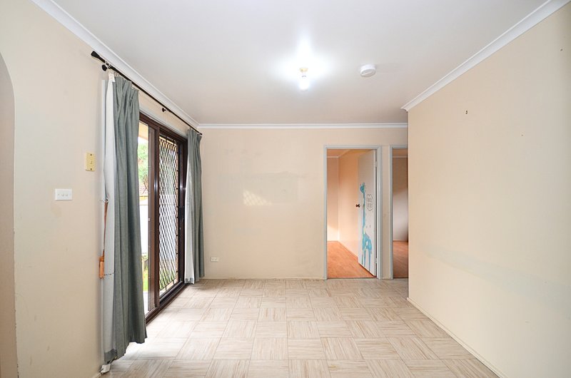 Photo - 15/19-23 Bogalara Road, Wentworthville NSW 2145 - Image 3