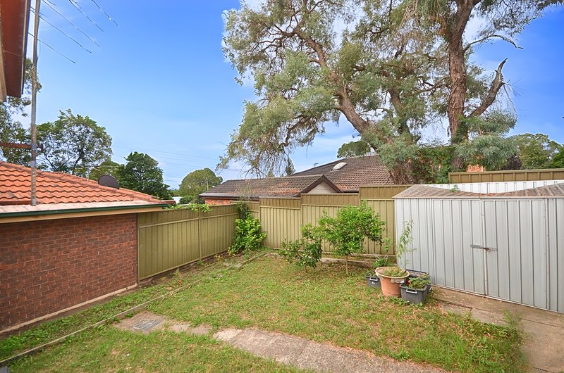 Photo - 15/19-23 Bogalara Road, Wentworthville NSW 2145 - Image 8