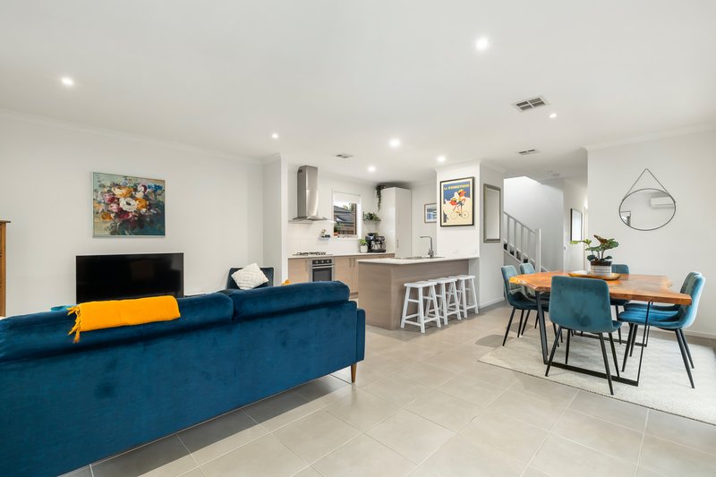 Photo - 15/1A Annette Court, Hastings VIC 3915 - Image 8