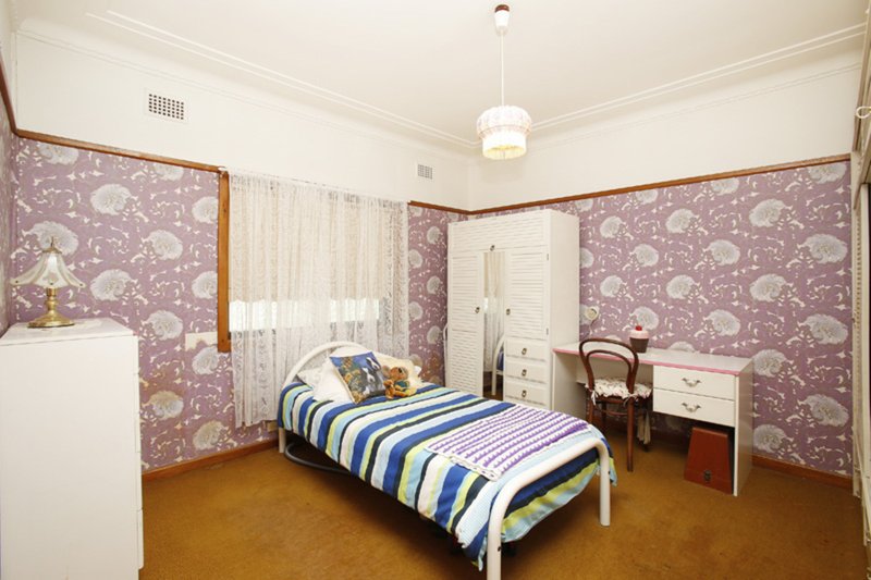Photo - 152-154 Lambeth Street, Panania NSW 2213 - Image 8