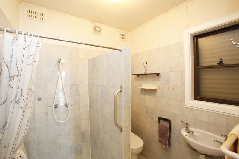 Photo - 152-154 Lambeth Street, Panania NSW 2213 - Image 11