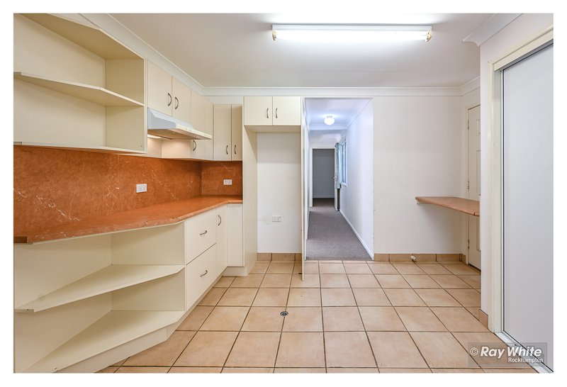 Photo - 152 Agnes Street, The Range QLD 4700 - Image 23