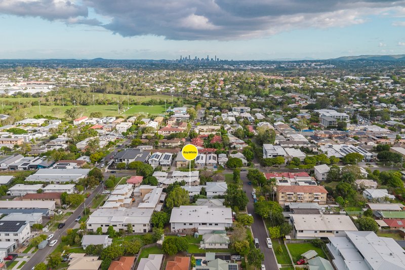 Photo - 1/52 Birdwood Street, Zillmere QLD 4034 - Image 13