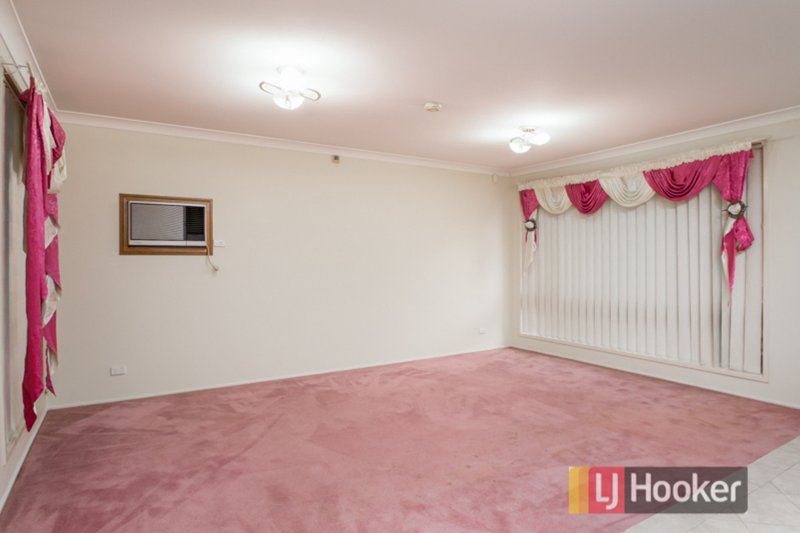 Photo - 152 Buckwell Drive, Hassall Grove NSW 2761 - Image 5