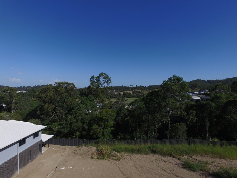 Photo - 152 Cedar Creek Rd , Upper Kedron QLD 4055 - Image 4