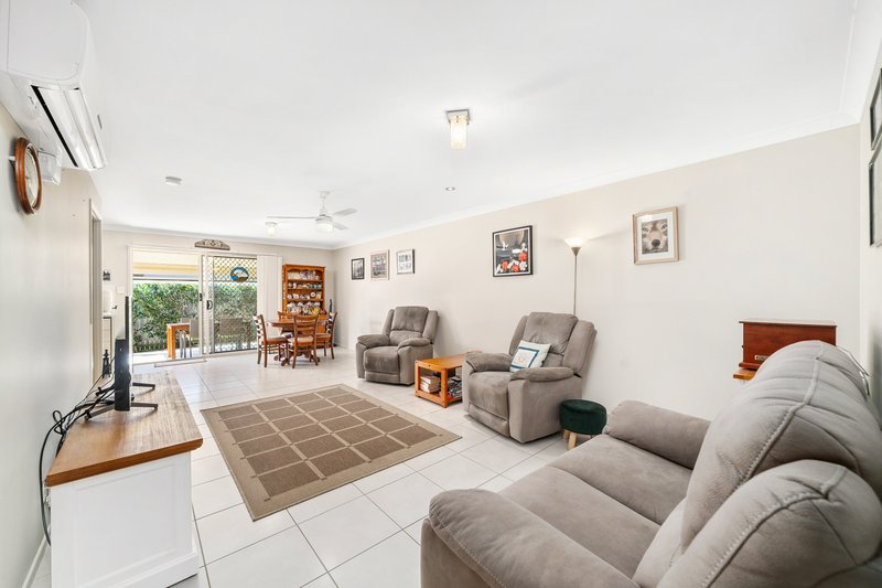 Photo - 1/52 Chatham Street, Margate QLD 4019 - Image 3