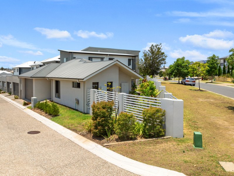 Photo - 152 Cooper Crescent, Rochedale QLD 4123 - Image 12