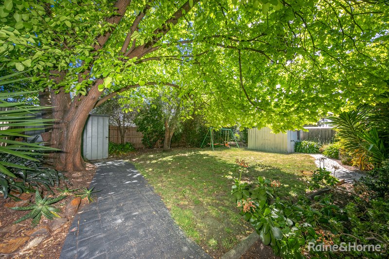 Photo - 152 Gap Road, Sunbury VIC 3429 - Image 11