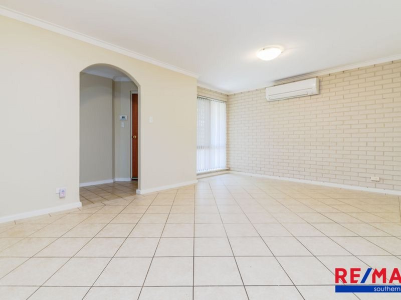 Photo - 1/52 George Way, Cannington WA 6107 - Image 5