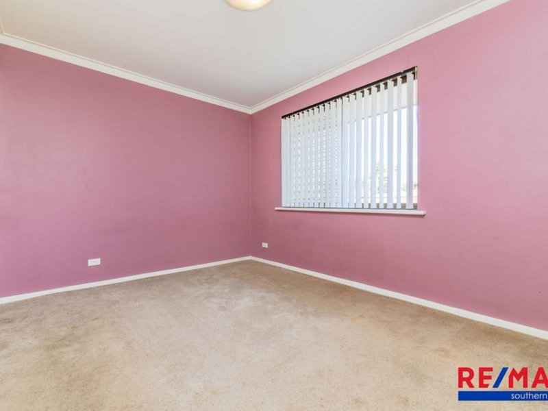 Photo - 1/52 George Way, Cannington WA 6107 - Image 8