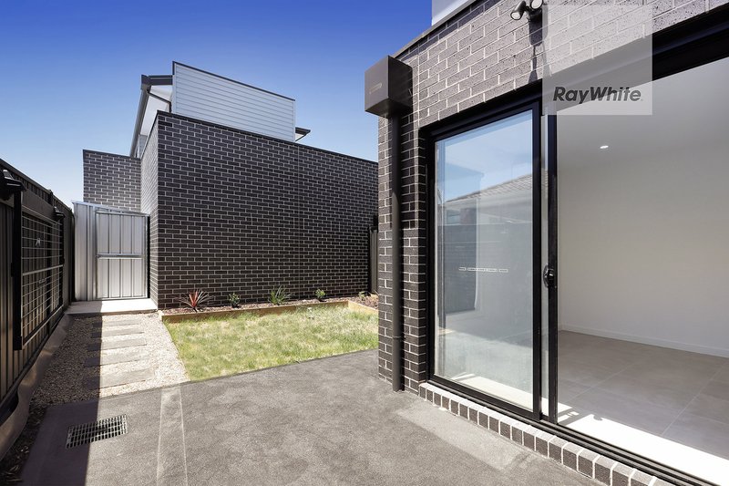 Photo - 1/52 Gordon Street, Tullamarine VIC 3043 - Image 10