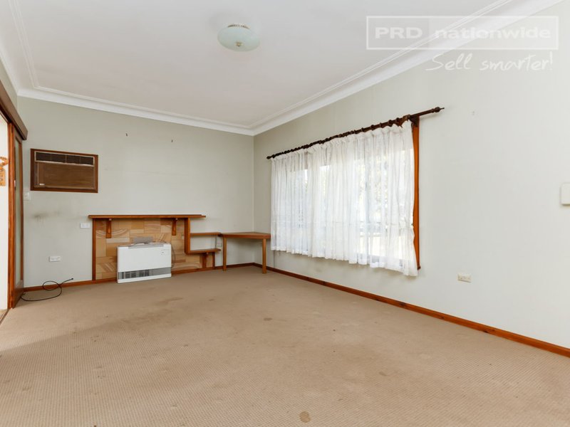 Photo - 152 Lambie Street, Tumut NSW 2720 - Image 4