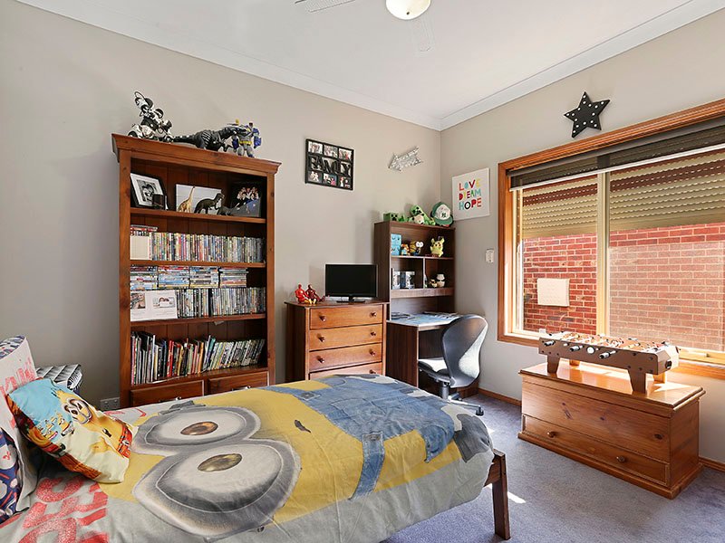 Photo - 152 Matthews Road, Corio VIC 3214 - Image 9