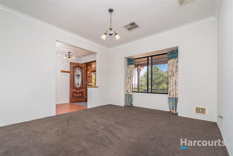 Photo - 152 Meadowbrook Ramble , Bullsbrook WA 6084 - Image 6