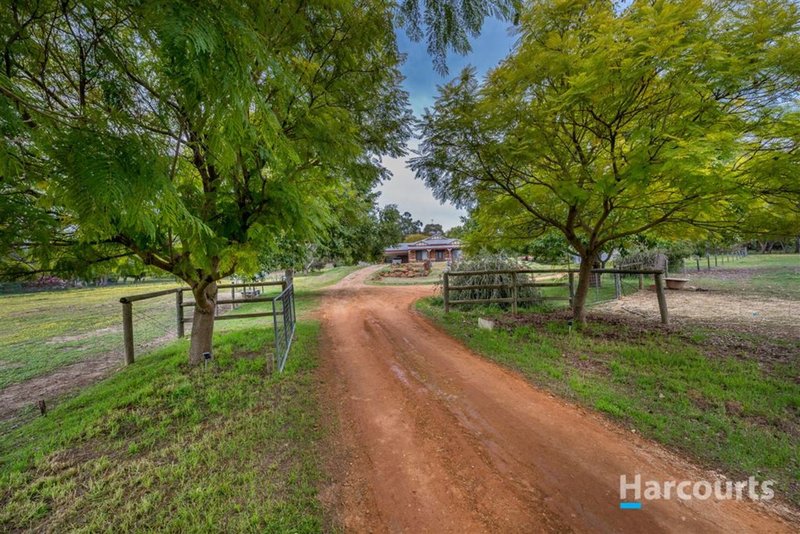 Photo - 152 Meadowbrook Ramble , Bullsbrook WA 6084 - Image 20