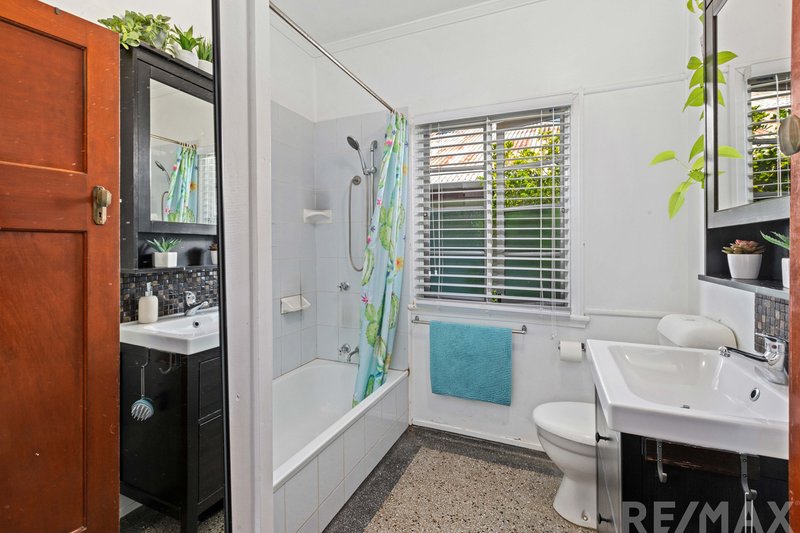 Photo - 152 Morehead Avenue, Norman Park QLD 4170 - Image 18