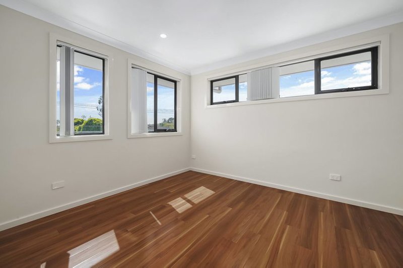 Photo - 1/52 Murphy Avenue, Liverpool NSW 2170 - Image 5