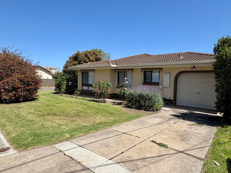 Photo - 1/52 Newton Road, Campbelltown SA 5074 - Image 2