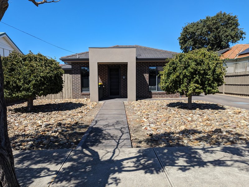 Photo - 1/52 Orrong Avenue, Reservoir VIC 3073 - Image 1