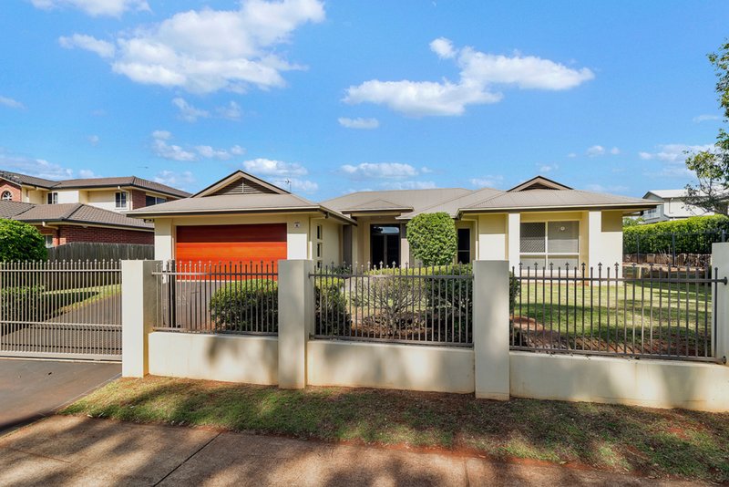 Photo - 152 Rowbotham Street, Rangeville QLD 4350 - Image 18