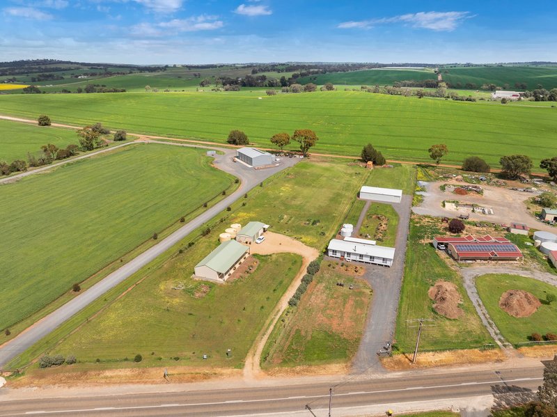 Photo - 152 Saddleworth Road, Auburn SA 5451 - Image 4