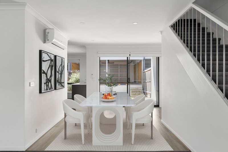 Photo - 152 Vearings Road, Wollert VIC 3750 - Image 4