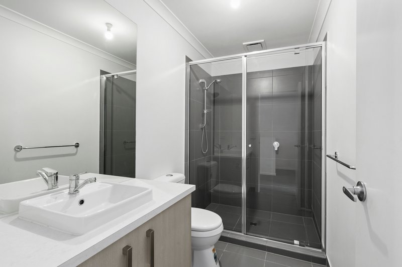 Photo - 152 Vearings Road, Wollert VIC 3750 - Image 9