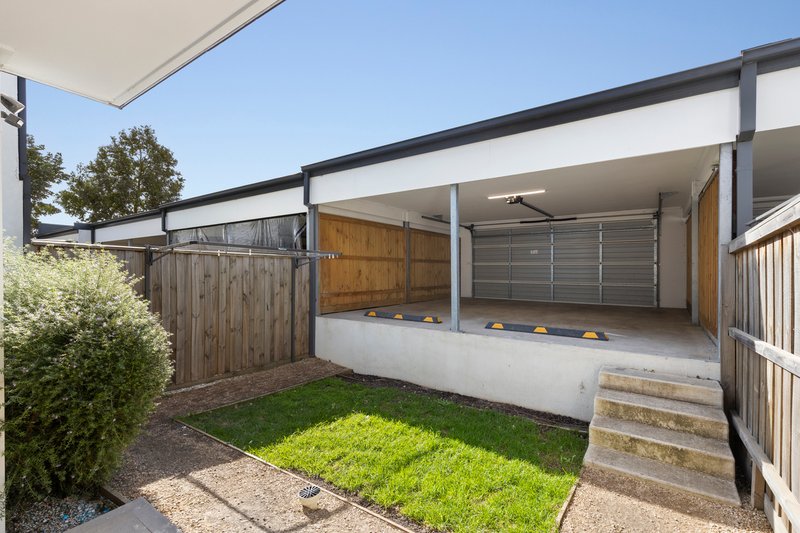 Photo - 152 Vearings Road, Wollert VIC 3750 - Image 11