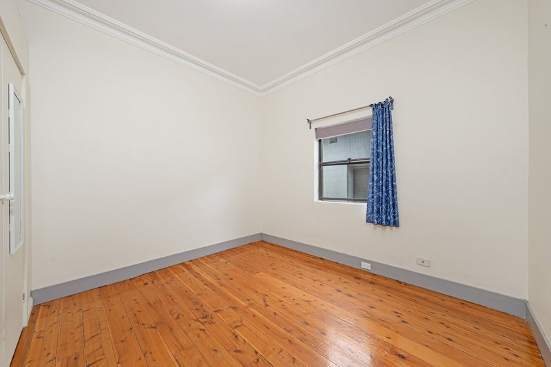 Photo - 152 Woniora Road, South Hurstville NSW 2221 - Image 7