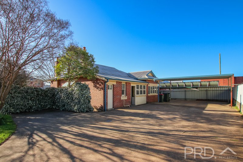 Photo - 152 Wynyard Street, Tumut NSW 2720 - Image 11