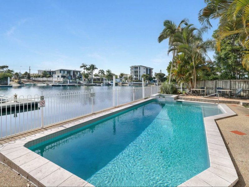 Photo - 15/20 Canal Avenue, Runaway Bay QLD 4216 - Image 19