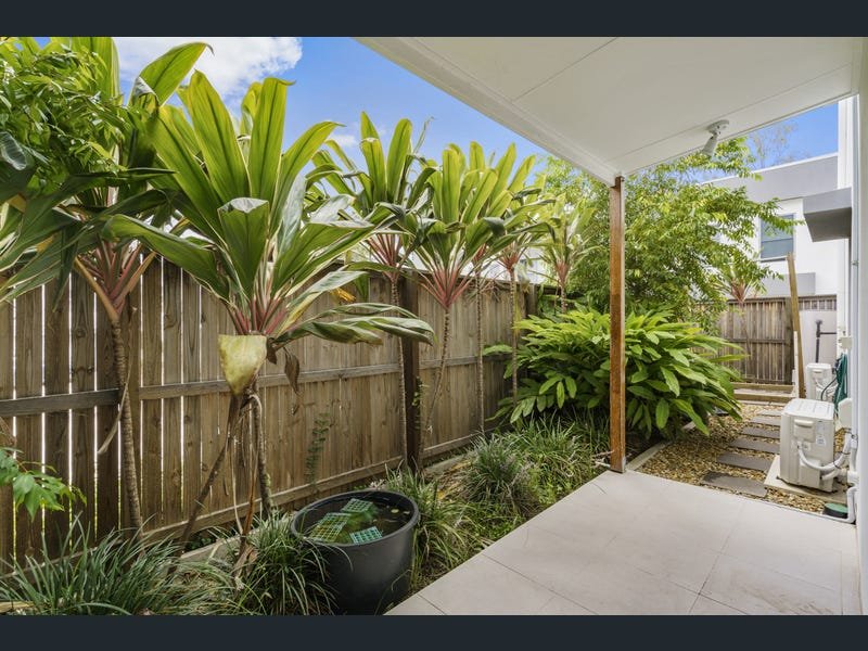 Photo - 15/20 Careel Close, Helensvale QLD 4212 - Image 5