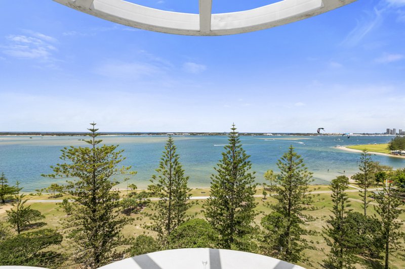 Photo - 15/204 Marine Parade, Labrador QLD 4215 - Image 4