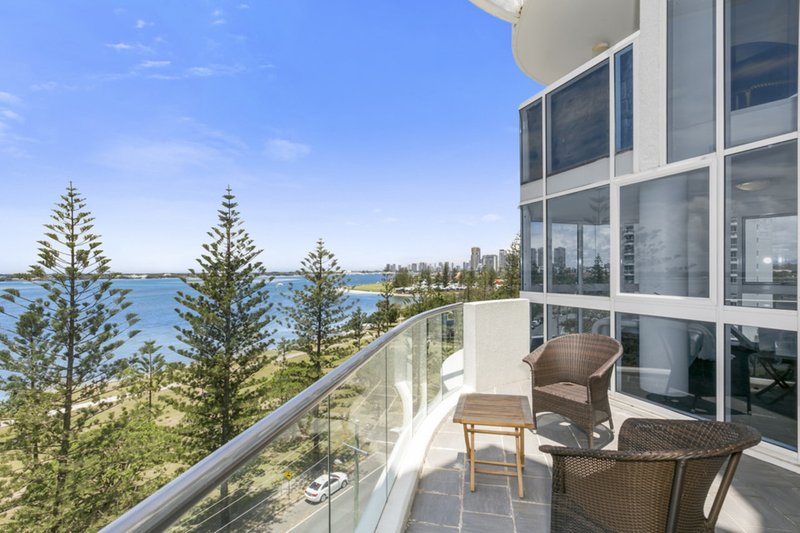 Photo - 15/204 Marine Parade, Labrador QLD 4215 - Image 5