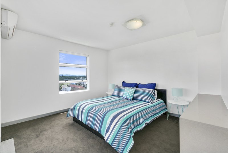 Photo - 15/204 Marine Parade, Labrador QLD 4215 - Image 13