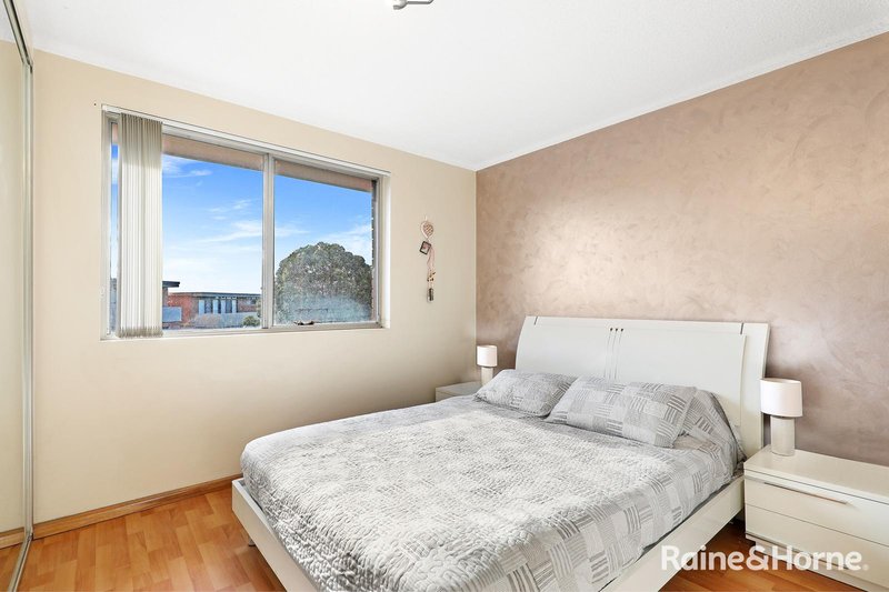 Photo - 15/20a Edwin Street, Regents Park NSW 2143 - Image 6