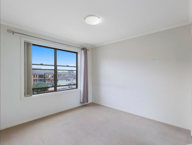 Photo - 15/21-23 Bligh Street, Wollongong NSW 2500 - Image 2