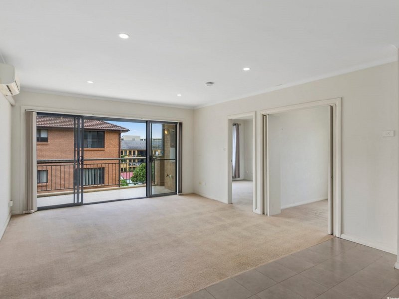 Photo - 15/21-23 Bligh Street, Wollongong NSW 2500 - Image 4