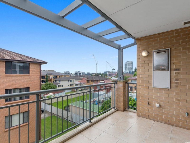 Photo - 15/21-23 Bligh Street, Wollongong NSW 2500 - Image 6