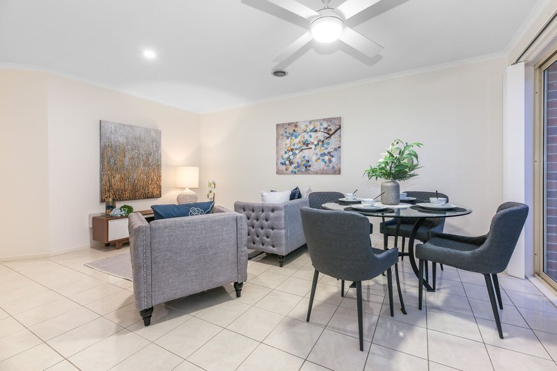 Photo - 15/21 Graham-Michele Place, Keysborough VIC 3173 - Image 5