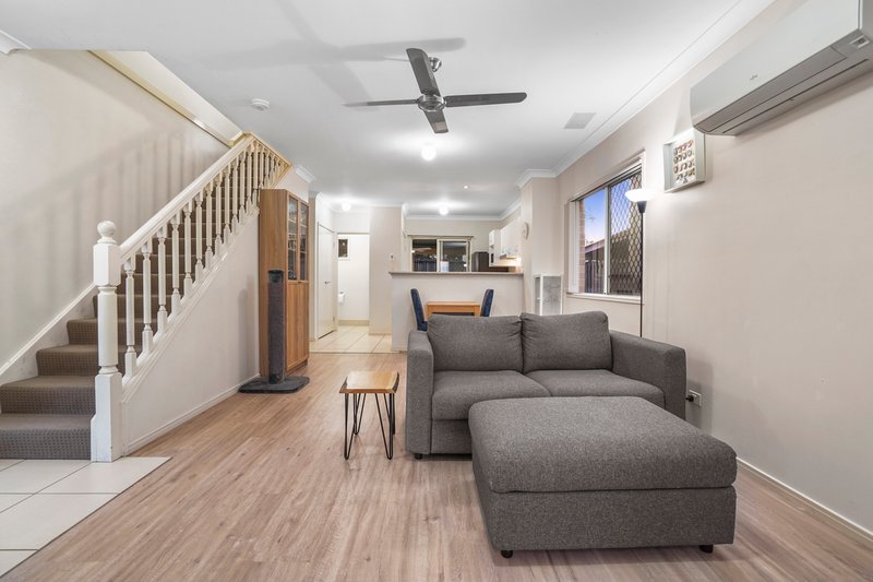 Photo - 15/21B Hunter Street, Brassall QLD 4305 - Image 6