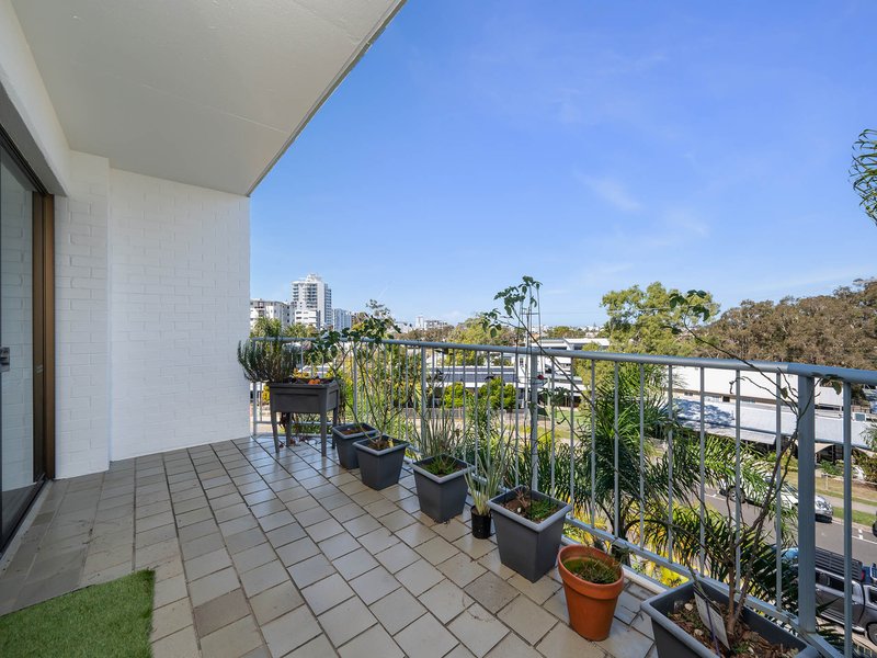 Photo - 15/22-24 Meta Street, Mooloolaba QLD 4557 - Image 11