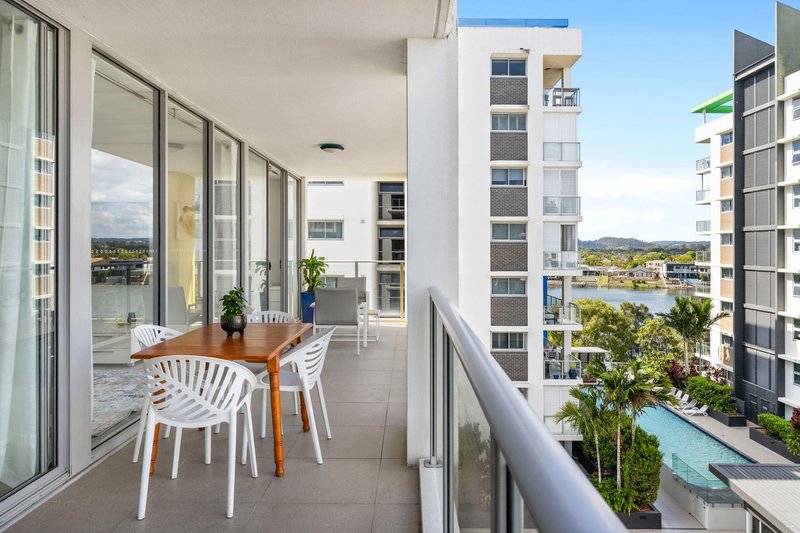 Photo - 152/33 Lakefront Crescent, Varsity Lakes QLD 4227 - Image 1
