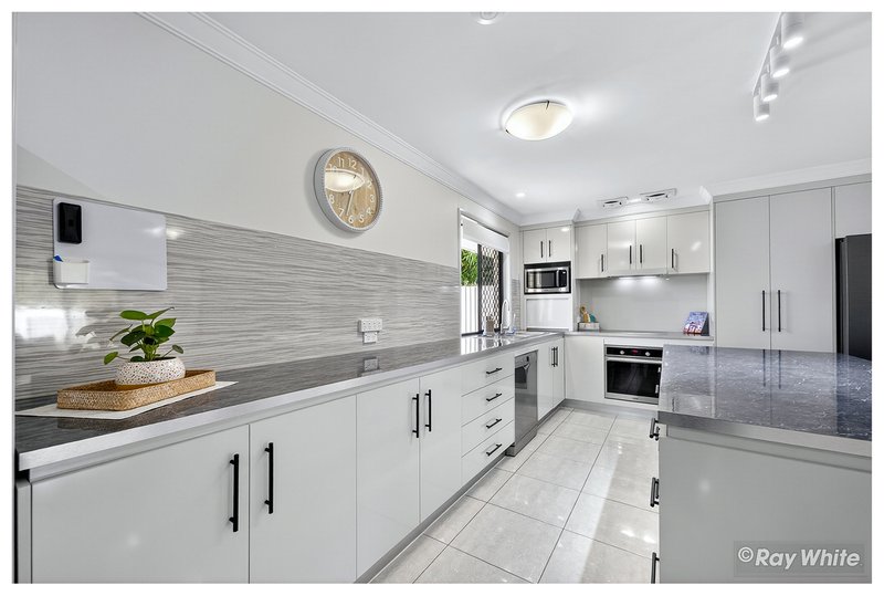 Photo - 15/249 Mason Street, Koongal QLD 4701 - Image 4