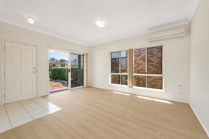 Photo - 15/26 Stay Place, Carseldine QLD 4034 - Image 2